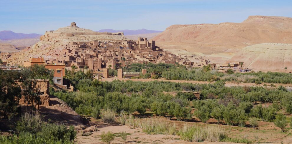 8 days tour from Fes to Chefchaouen and Desert
